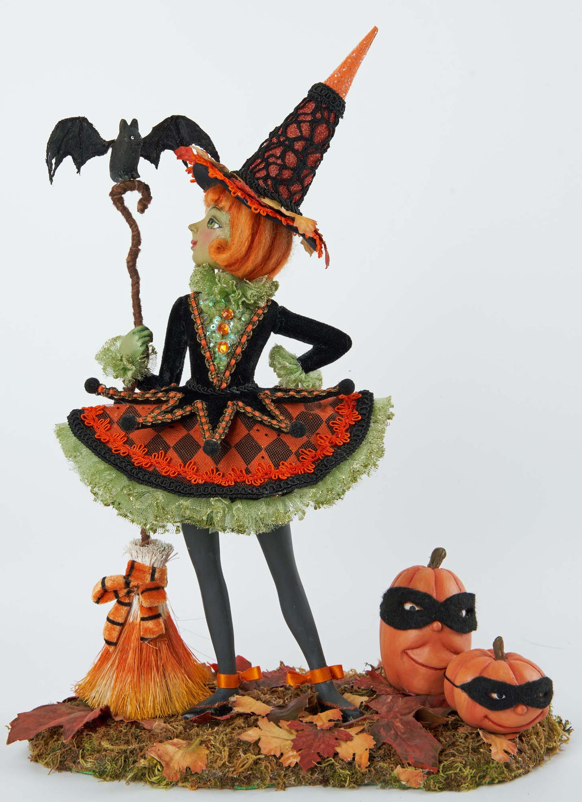 Bewitching Witch, 15x11x7”