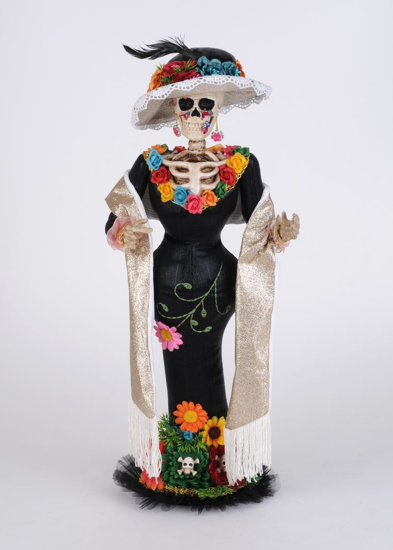 Flores Lady Skeleton 23"